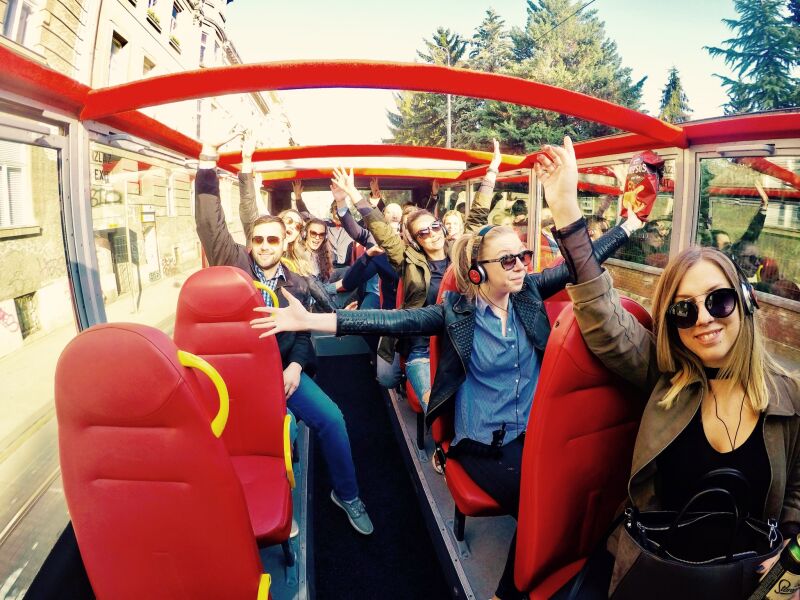 Razgledi grada s autobusom